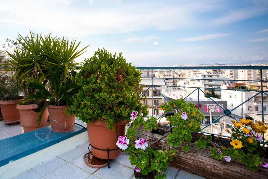 Kalypso Apartment Атина Екстериор снимка