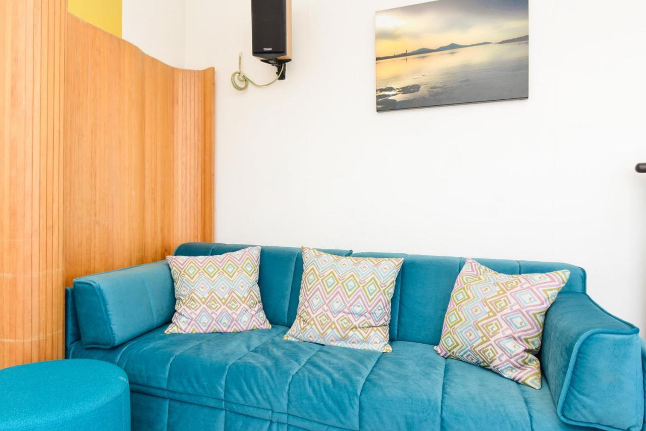 Kalypso Apartment Атина Екстериор снимка
